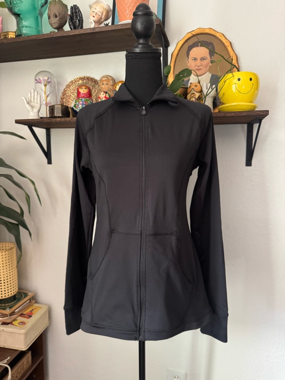 Women’s Skora Black Zip-Front Active  Running Jacket